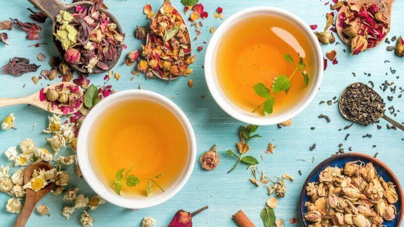 Trà thảo mộc giúp giảm đau bụng kinh hiệu quả