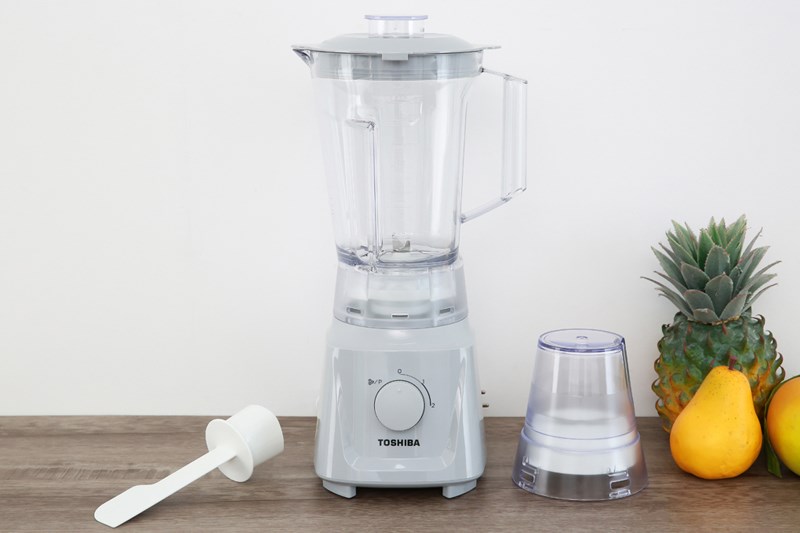 Máy xay sinh tố đa năng Toshiba MX-60T(H) có 2 tốc độ xay và 1 chế độ nhồi trộn nguyên liệu