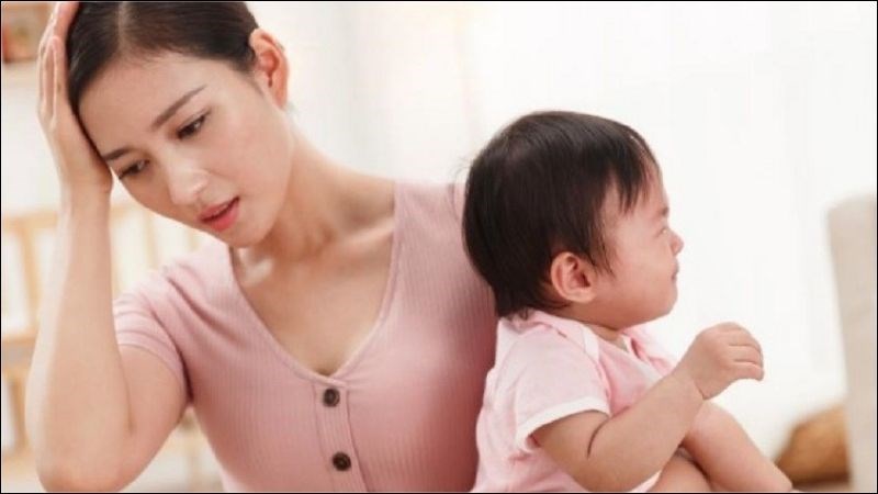 Khi đau bụng trẻ thường quấy khóc