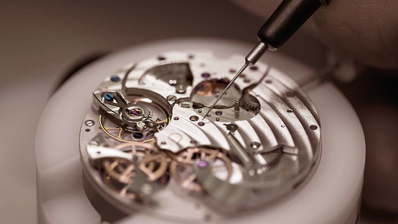 Tra đầu vào đồng hồ bị khô để chạy bình thường trở lại Tra đầu vào đồng hồ bị khô để chạy bình thường trở lại