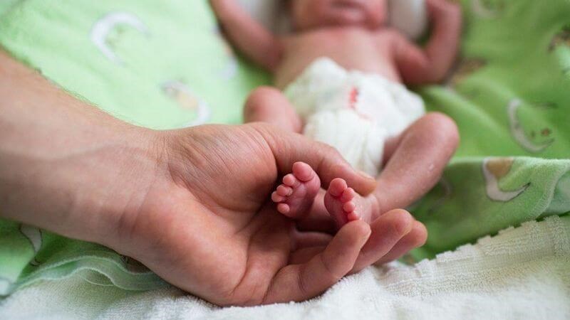 Nhiễm trùng do việc dùng thuốc phá thai có thể dẫn đến sẹo tử cung, gây vô sinh