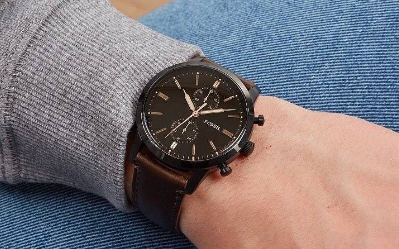 Nguồn gốc ra đời đồng hồ quartz 