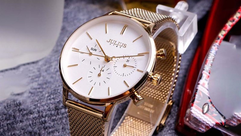 Toàn bộ sản phẩm được phủ một lớp chất liệu tiên tiến giúp hạn chế trầy xước Toàn bộ sản phẩm được phủ một lớp chất liệu tiên tiến giúp hạn chế trầy xước