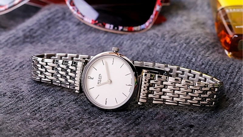 Được sản xuất số lượng nhỏ với đặc tính máy cao cấp và vỏ thép inox 304 Được sản xuất số lượng nhỏ với đặc tính máy cao cấp và vỏ thép inox 304