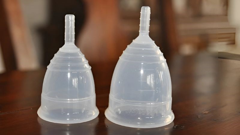 Cốc nguyệt san thường có 2 size phổ biến là nhỏ và lớn