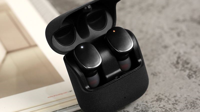 Tai nghe Bluetooth tiện lọi, nhiều tiện &iacute;ch đi k&egrave;m