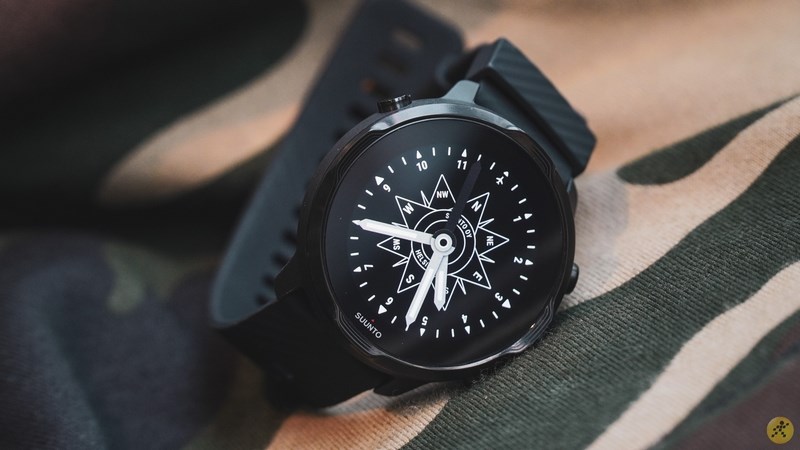 Đồng hồ th&ocirc;ng minh Suunto c&oacute; mức gi&aacute; kh&aacute; cao