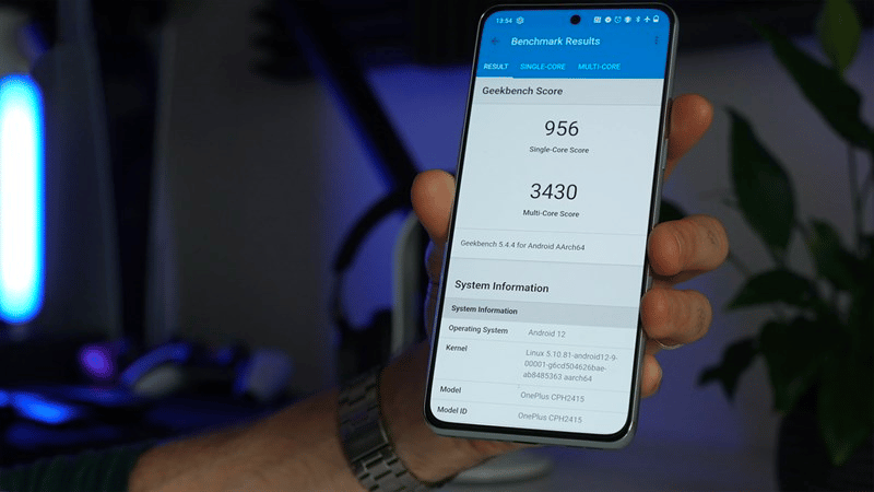 OnePlus thường có số điểm Antutu khá cao chứng minh được sức mạnh vượt trội của máy