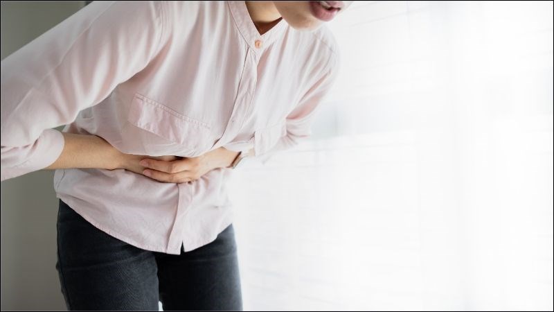 Người mắc chứng rối loạn chức năng tiêu hóa cần hạn chế uống mật ong Người mắc chứng rối loạn chức năng tiêu hóa cần hạn chế uống mật ong