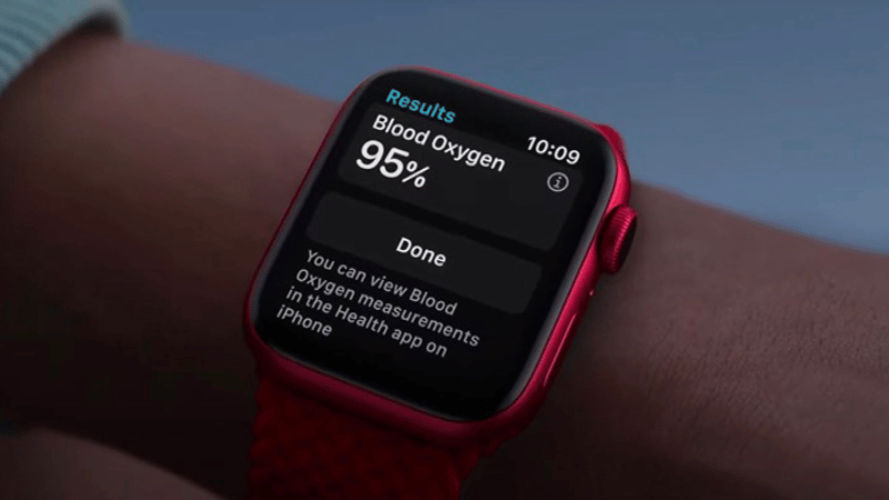T&iacute;nh năng đo nồng độ oxy trong m&aacute;u lần đầu ti&ecirc;n xuất hiện tr&ecirc;n Apple Watch S6