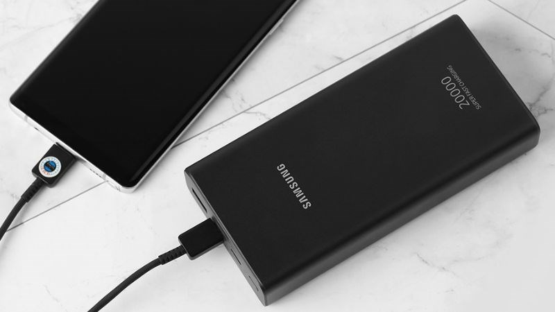 Sạc dự phòng Samsung tinh t&ecirc;́ cùng c&ocirc;ng ngh&ecirc;̣ sạc si&ecirc;u t&ocirc;́c