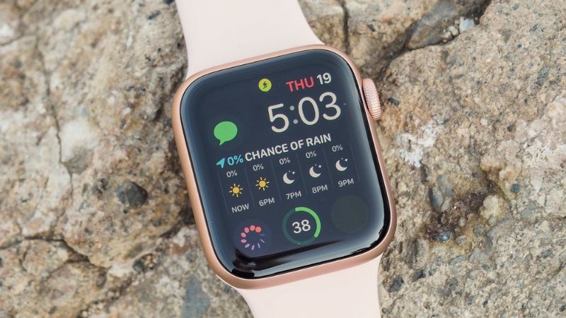 Apple Watch Series 5 hỗ trợ chống nước 50 mét