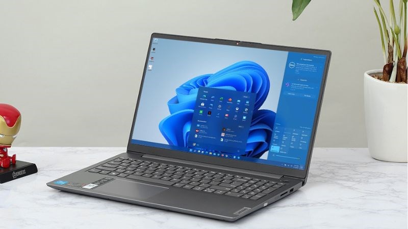 Laptop Lenovo Ideapad 3 15ITL6 i3 (82H803SGVN) có không gian lưu trữ lớn