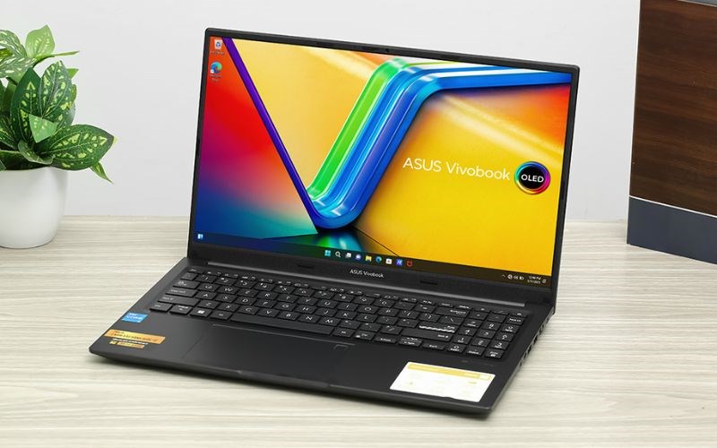 Laptop Asus Vivobook 15 OLED A1505VA i5 13500H vượt trội hơn bởi bộ vi xử lý Intel thế hệ 13