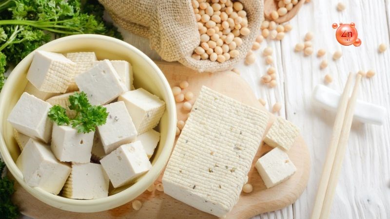 Một khẩu phần ăn 113g đậu phụ cung cấp khoảng 1,8mg kẽm Một khẩu phần ăn 113g đậu phụ cung cấp khoảng 1,8mg kẽm