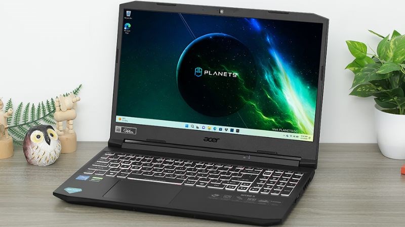 Laptop Acer Gaming Nitro 5 i5 11400H với màn hình 144Hz và pin 57Wh