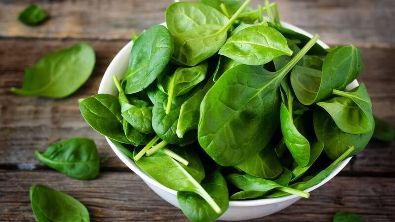 Rau chân vịt rất giàu dưỡng chất và beta carotene