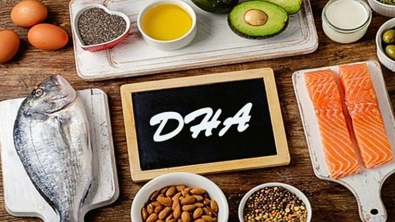 DHA có thể được bổ sung cho bà bầu từ các nguồn thực phẩm như cá, tảo, trứng, sữa,... DHA có thể được bổ sung cho bà bầu từ các nguồn thực phẩm như cá, tảo, trứng, sữa,...
