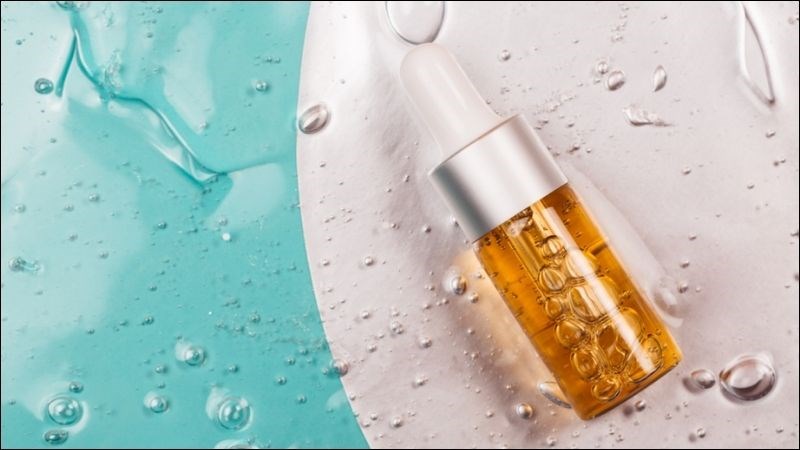 Kết hợp retinol và acid hyaluronic sẽ giúp ra căng bóng và ẩm mịn hơn Kết hợp retinol và acid hyaluronic sẽ giúp ra căng bóng và ẩm mịn hơn