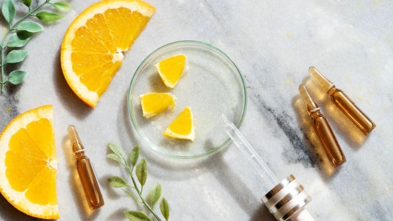 Kết hợp vitamin C cùng retinol làm tăng hiệu quả làm đẹp da Kết hợp vitamin C cùng retinol làm tăng hiệu quả làm đẹp da