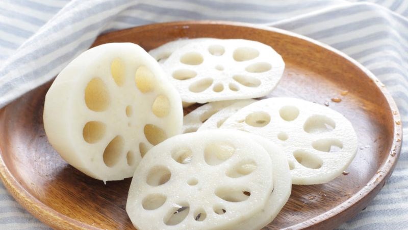 Củ sen mang lại nhiều tác dụng có lợi cho cơ thể Củ sen mang lại nhiều tác dụng có lợi cho cơ thể