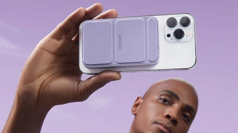 L&agrave; pin sạc dự ph&ograve;ng kh&ocirc;ng d&acirc;y tương th&iacute;ch tốt với nhiều d&ograve;ng điện thoại