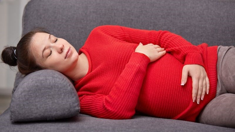 Phụ nữ mang thai nên thận trọng khi dùng cây Kế sữa