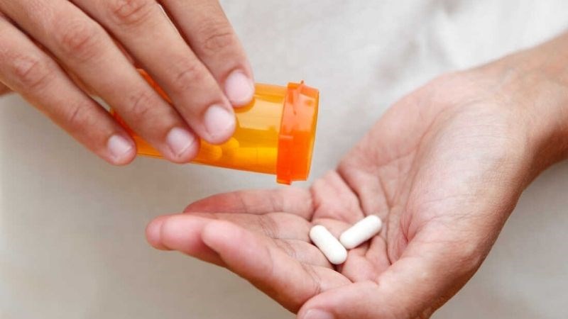 Thời điểm tốt nhất để uống men tiêu hóa là trước hoặc ngay sau bữa ăn