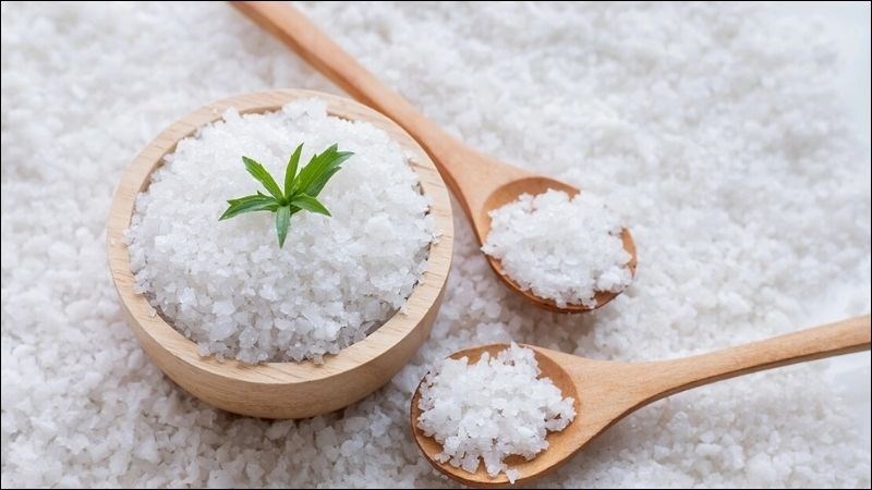 Natri là một khoáng chất thiết yếu cho nhiều hoạt động chức năng của cơ thể