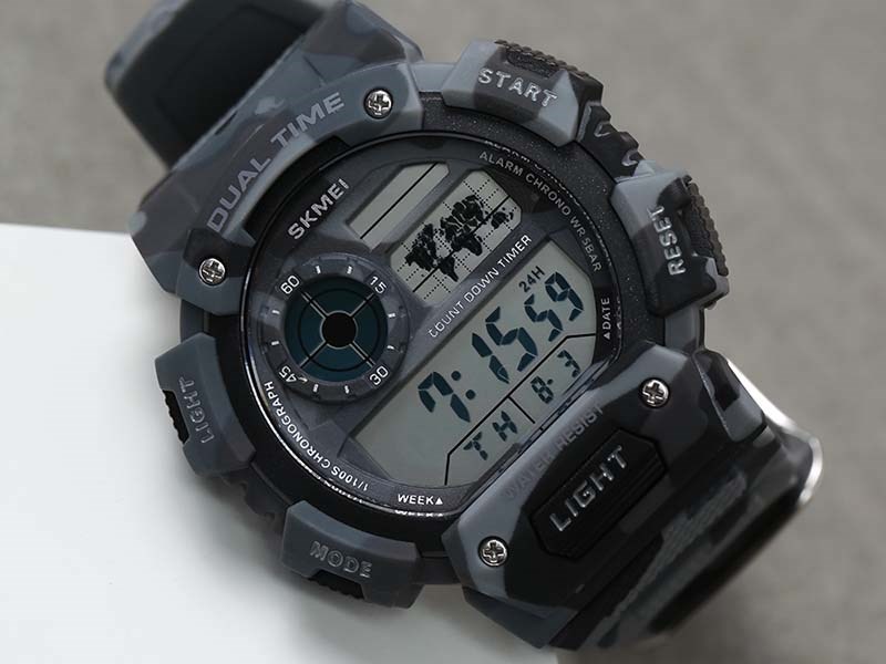 Mẫu đồng hồ trẻ em với kiểu dáng mạnh mẽ thu hút các bạn nhỏ, đặc biệt là các bé trai năng động Mẫu đồng hồ trẻ em với kiểu dáng mạnh mẽ thu hút các bạn nhỏ, đặc biệt là các bé trai năng động