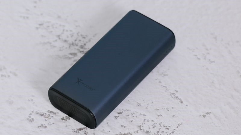 Sạc dự phòng Polymer Xmobile PowerSlim PJ JP213 thiết kế nhỏ gọn, màu sắc thời trang Sạc dự phòng Polymer Xmobile PowerSlim PJ JP213 thiết kế nhỏ gọn, màu sắc thời trang