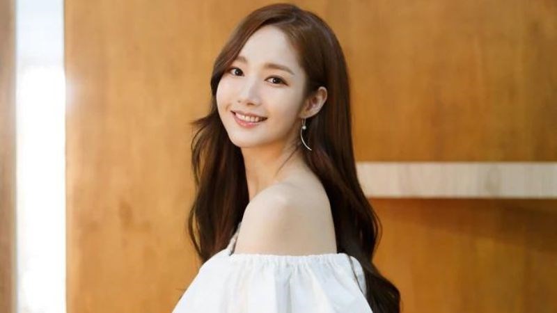 Nghệ chứa các chất chống viêm và chất chống oxy hóa giúp dưỡng trắng da