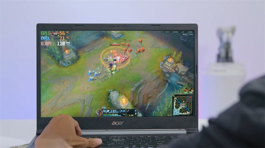 Trang bị bộ vi xử l&yacute; AMD Ryzen 5 5625U c&oacute; thể chiến game mượt m&agrave;