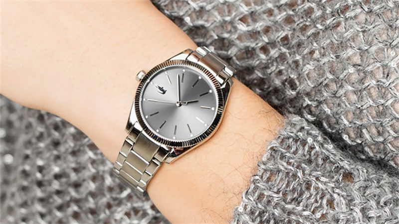 Chọn mua đồng hồ ph&ugrave; hợp với l&agrave;n da