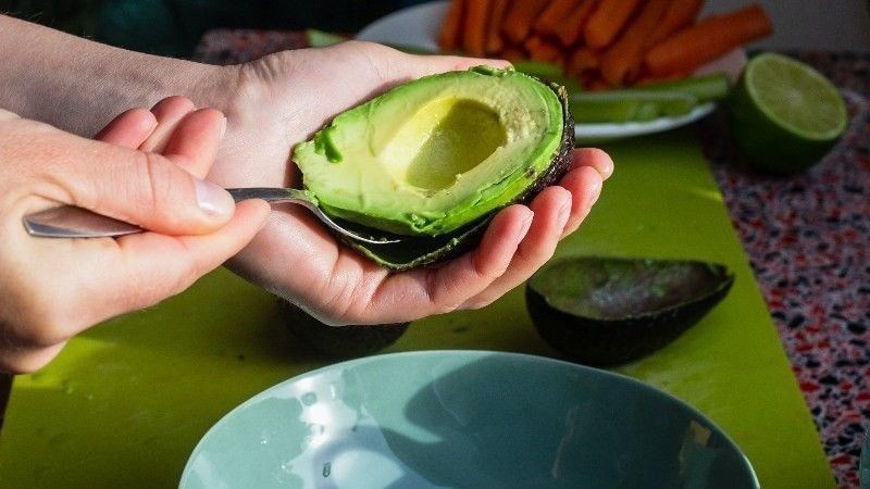 Bơ không chỉ giàu chất béo mà còn chứa nhiều chất xơ