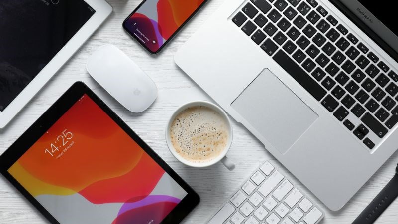 Đồ c&ocirc;ng nghệ rất đ&aacute;ng mua tặng bạn g&aacute;i ng&agrave;y 14/2