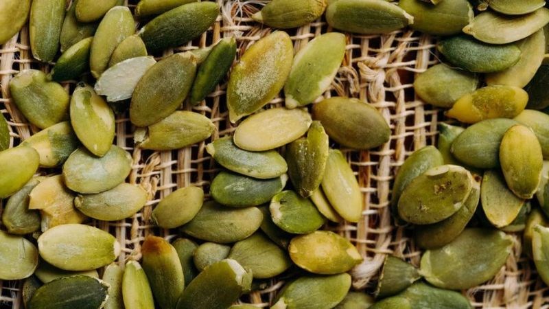 Hạt bí ngô cung cấp lượng photpho dồi dào cho bà bầu