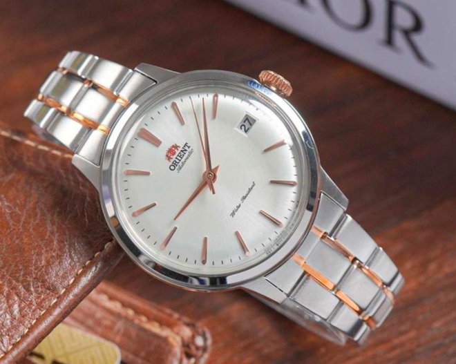 Đồng hồ ORIENT Bambino 36.4 mm Nữ RA-AC0008S10B có thiết kế tinh tế và thời thượng phù hợp với những cô nàng thời trang