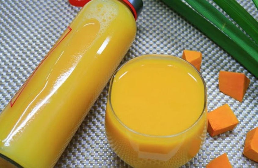 Mẹ bầu nên uống sữa bí đỏ trong ngày, không nên để lạnh