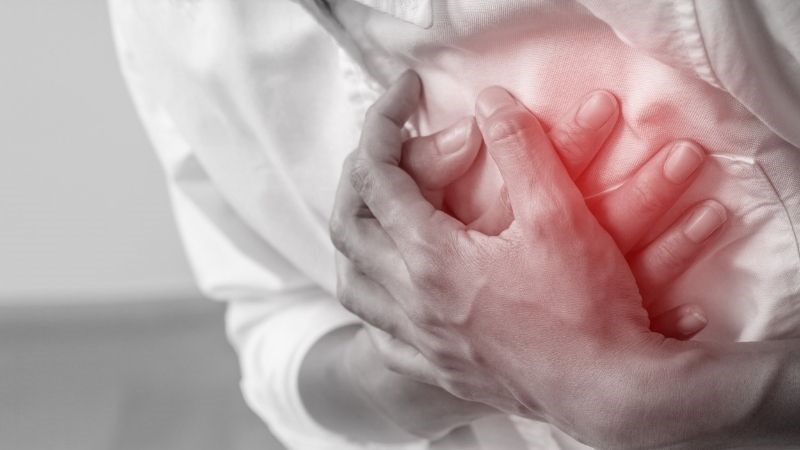 Người có tiền sử nhồi máu cơ tim nên cân nhắc khi dùng Saw palmetto