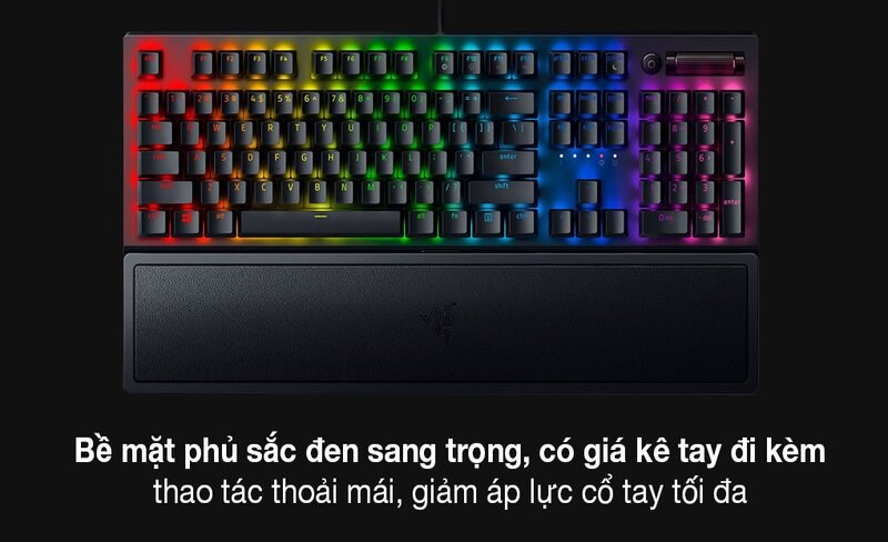Bề mặt phủ sắc đen sang trọng, có giá kê tay đi kèm Bề mặt phủ sắc đen sang trọng, có giá kê tay đi kèm