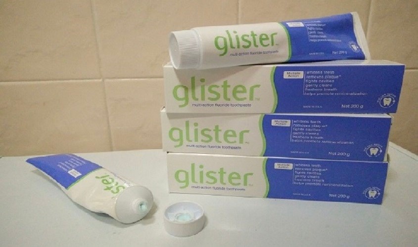 Kem đánh răng Glister