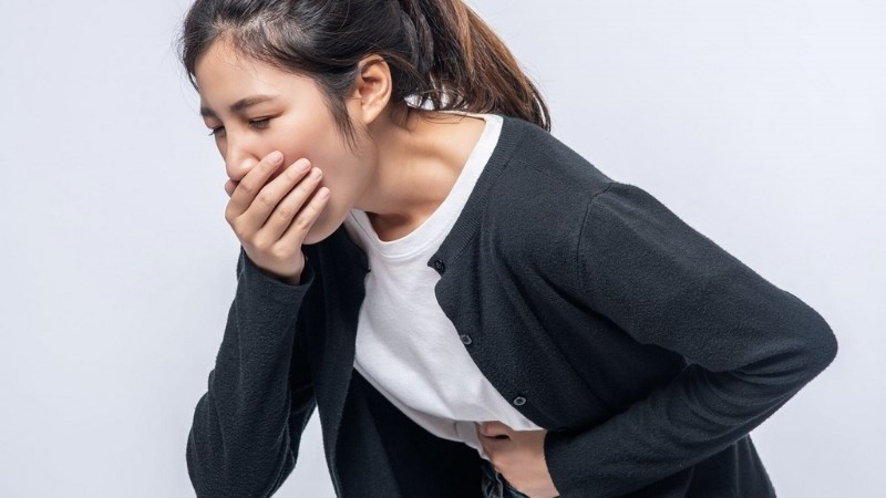 Nếu ăn quả cơm cháy còn sống có thể gây tác dụng phụ như buồn nôn, nôn mửa, tiêu chảy Nếu ăn quả cơm cháy còn sống có thể gây tác dụng phụ như buồn nôn, nôn mửa, tiêu chảy