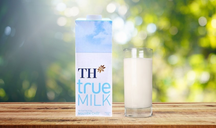 Sữa tươi tiệt trùng TH true MILK không đường 1 lít (từ 1 tuổi)