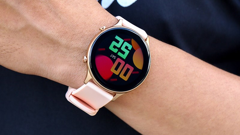 Theo d&otilde;i sức khỏe một c&aacute;ch đơn giản, chi tiết