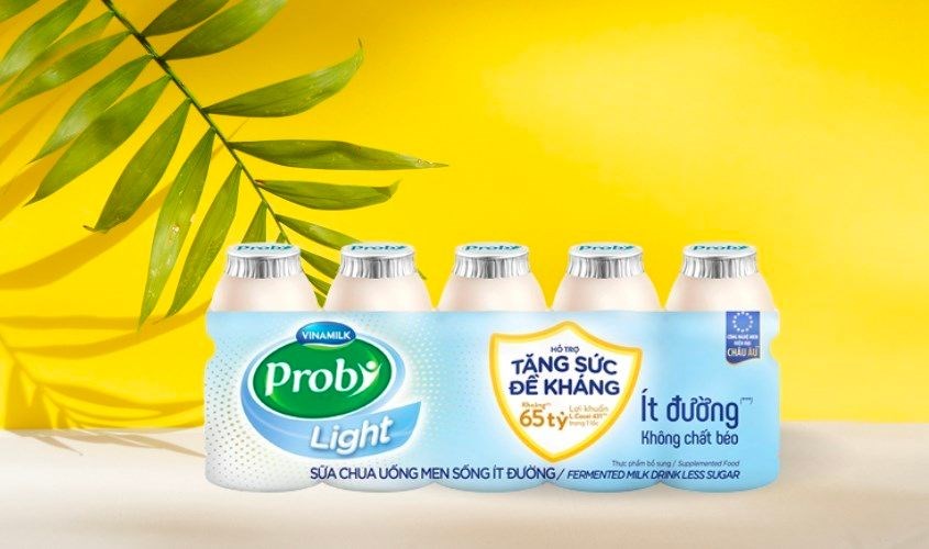 Lốc 5 chai sữa chua uống men sống ít đường Vinamilk Probi 65 ml (từ 1 tuổi)