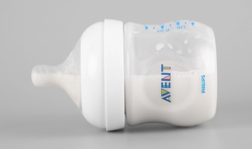 Bình sữa nhựa PP Philips Avent SCF690/13 cổ rộng 125 ml (0 - 1 tháng) Bình sữa nhựa PP Philips Avent SCF690/13 cổ rộng 125 ml (0 - 1 tháng)