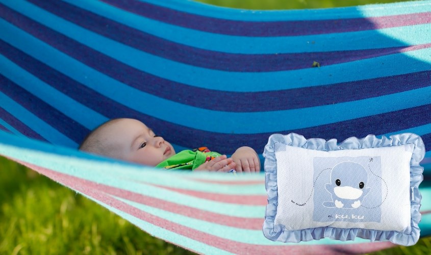 Gối KuKu KU2002 40x30x10 cm - Màu ngẫu nhiên (từ 0 tháng)