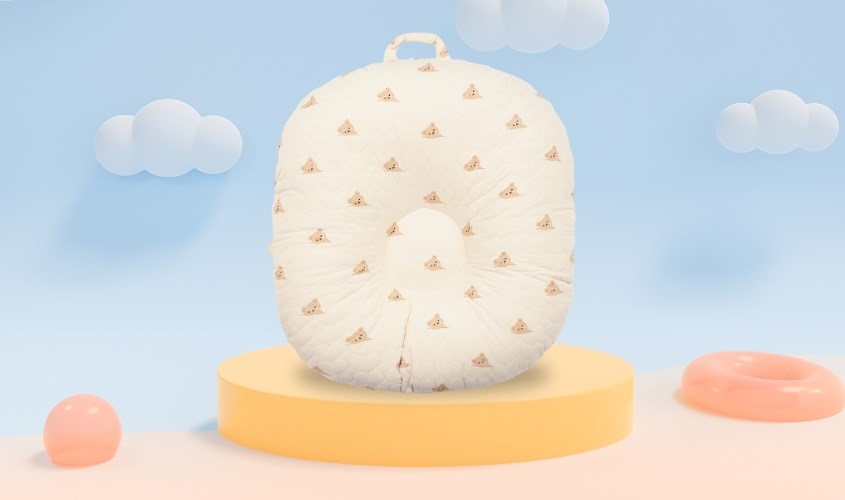 Gối chống trào ngược Bessla 74x71x20 cm - Gấu nghiêng mặt (0 - 12 tháng)