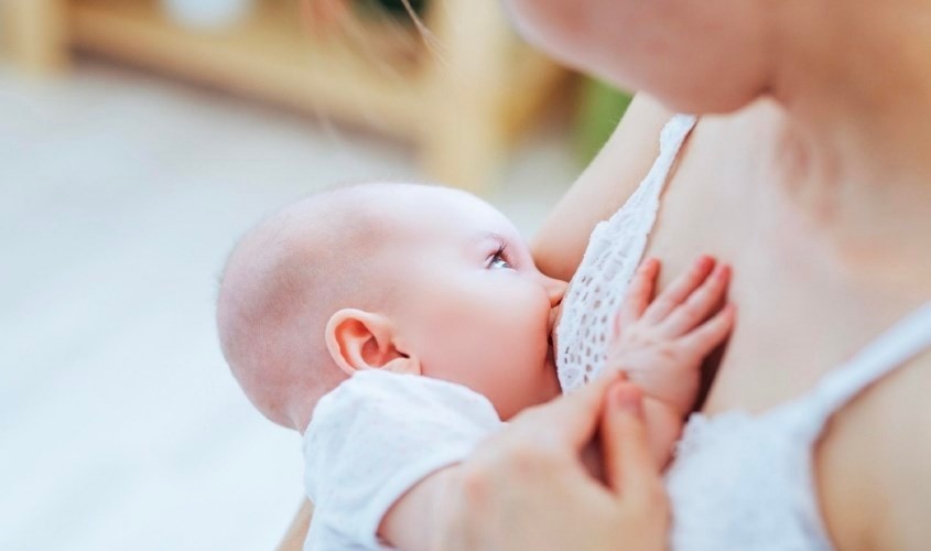 Cốm lợi sữa giúp cải thiện chất lượng sữa mẹ